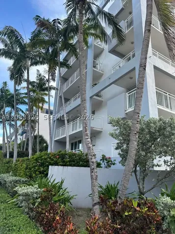 7832 Collins Avenue Miami Beach FL 33141