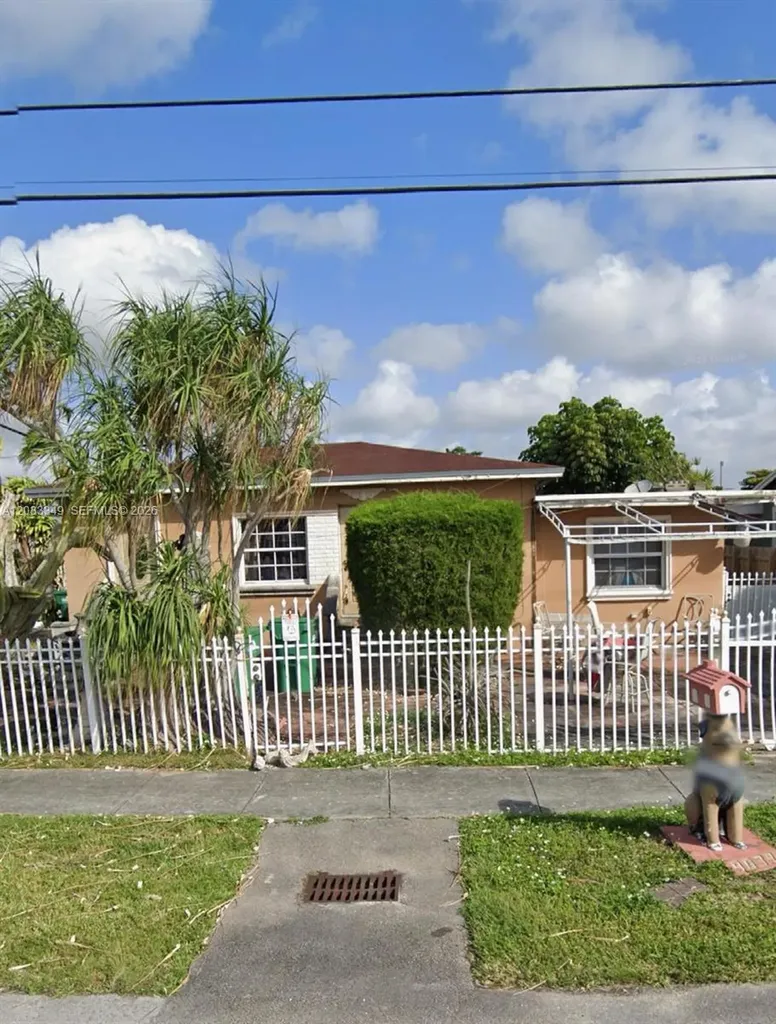 9039 SW 34th Street Miami FL 33165