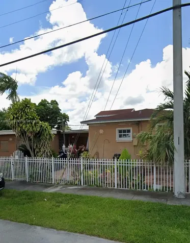 9039 SW 34th Street Miami FL 33165