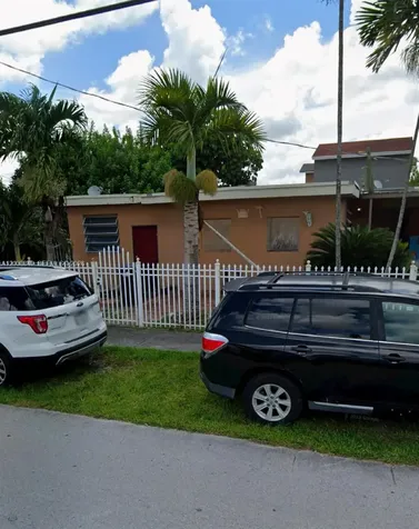 9039 SW 34th Street Miami FL 33165