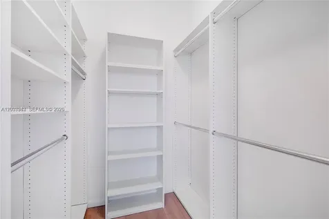 113 NE 6 Fort Lauderdale FL 33304