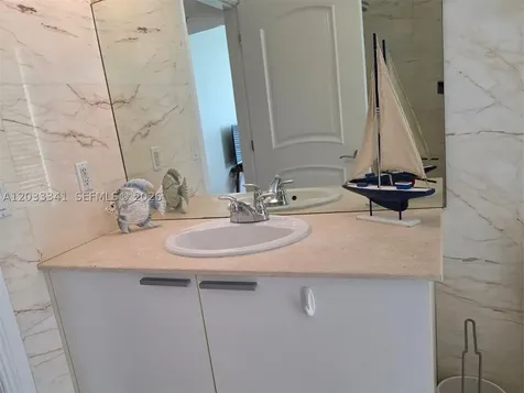 16699 Collins Avenue Sunny Isles Beach FL 33160