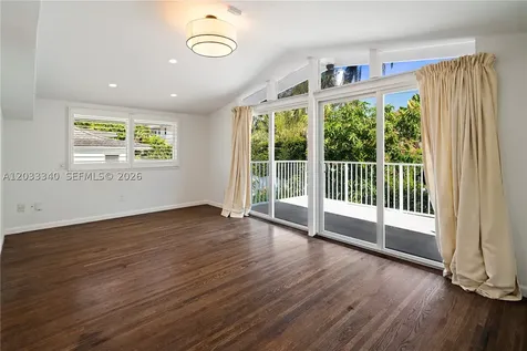 669 S Mashta Drive Key Biscayne FL 33149