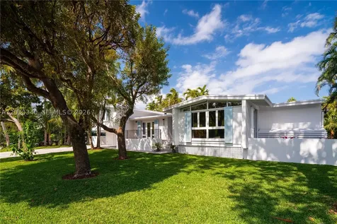 669 S Mashta Drive Key Biscayne FL 33149