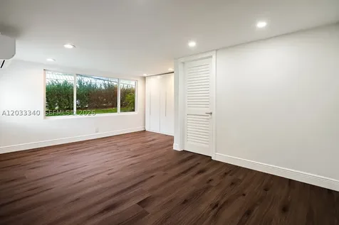 669 S Mashta Drive Key Biscayne FL 33149