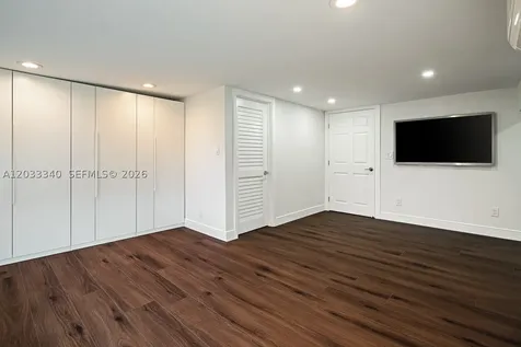669 S Mashta Drive Key Biscayne FL 33149