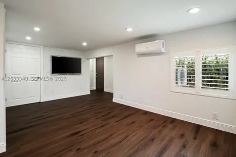 669 S Mashta Drive Key Biscayne FL 33149