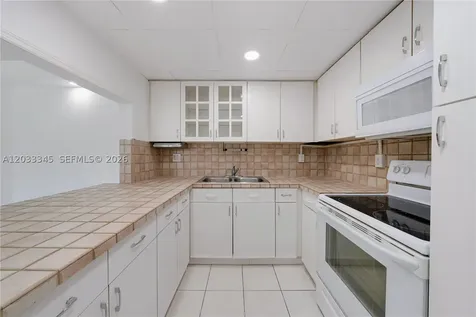 8050 NW 8th Street Miami FL 33126