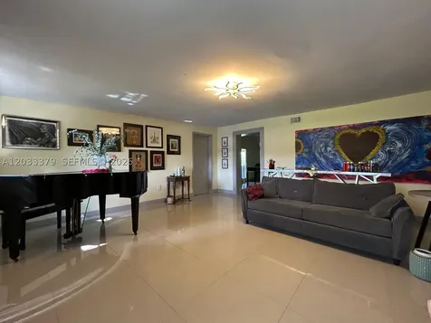 12098 SW 197th Avenue Miami FL 33196