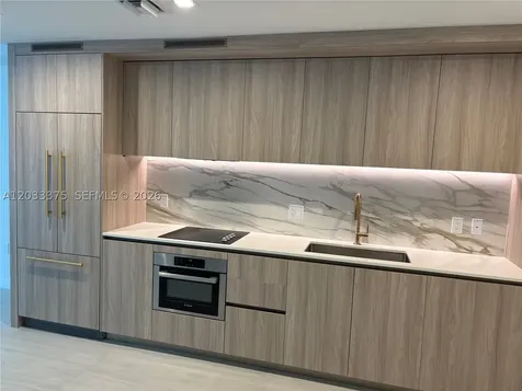 77 SE 5th Street Miami FL 33131