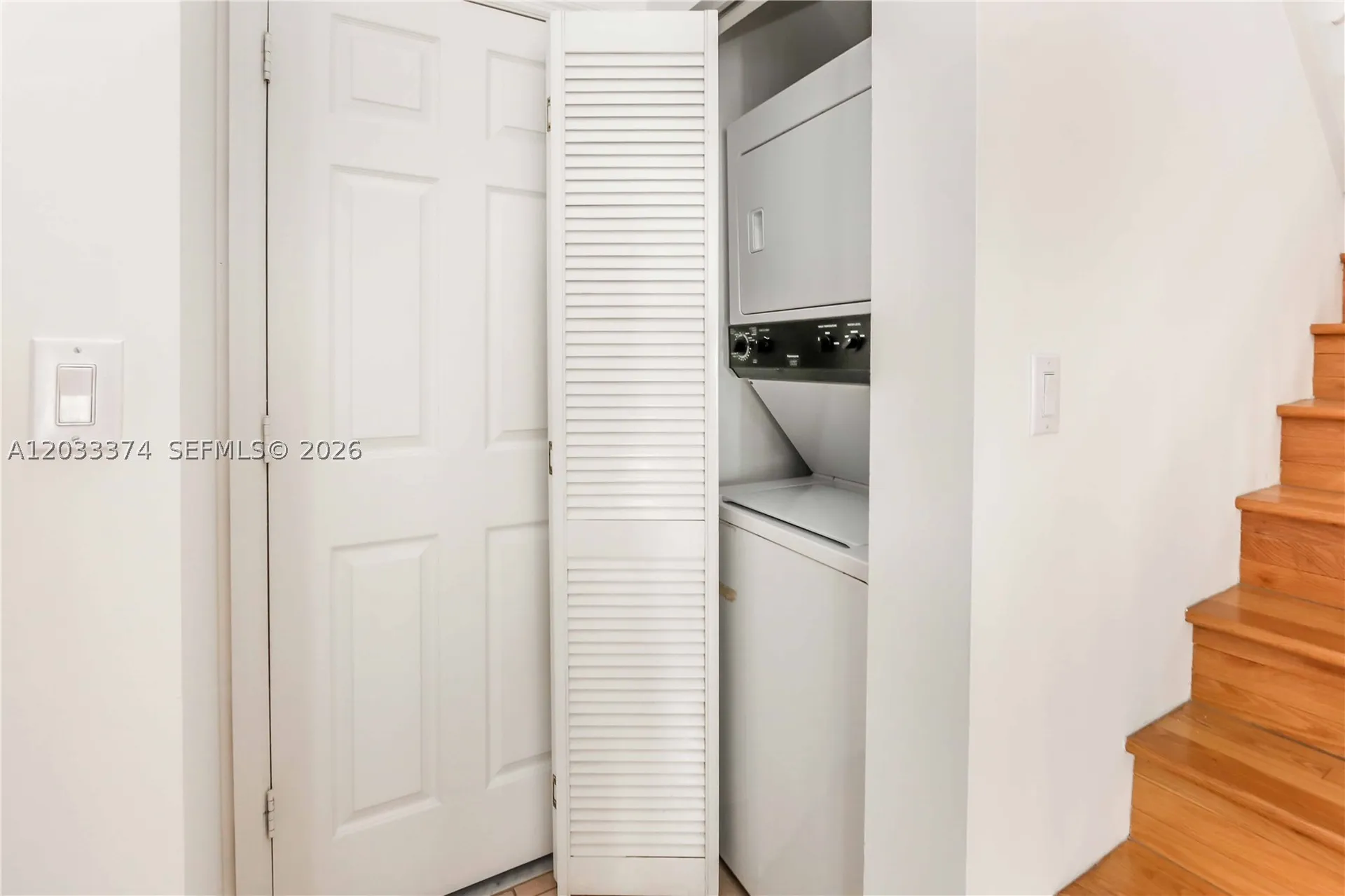 1521 Seagrape Way Hollywood FL 33019