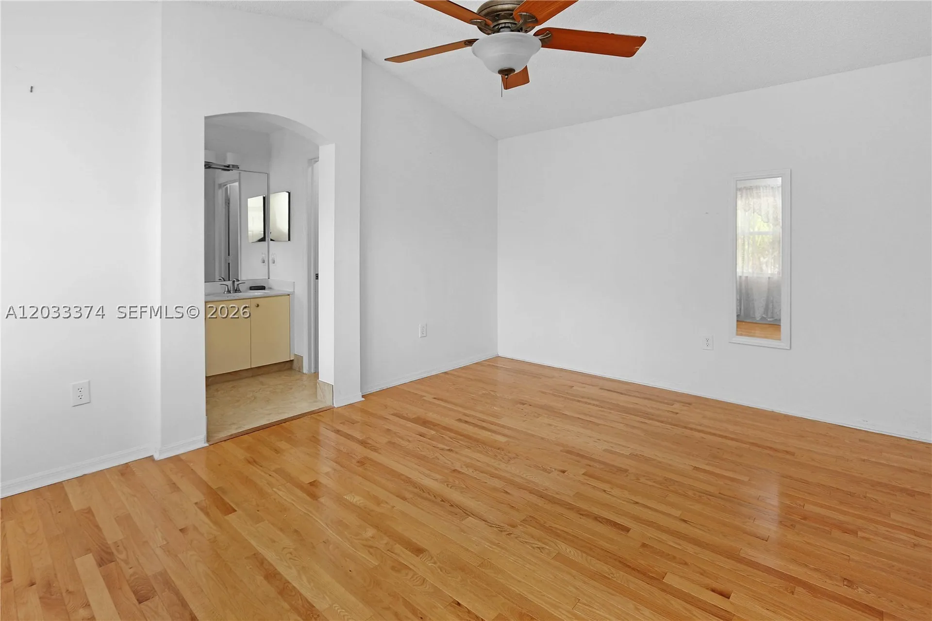 1521 Seagrape Way Hollywood FL 33019