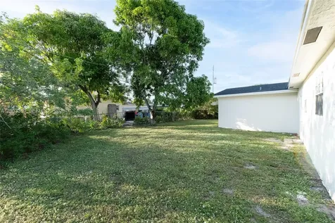 2641 NW 44th Avenue Lauderhill FL 33313