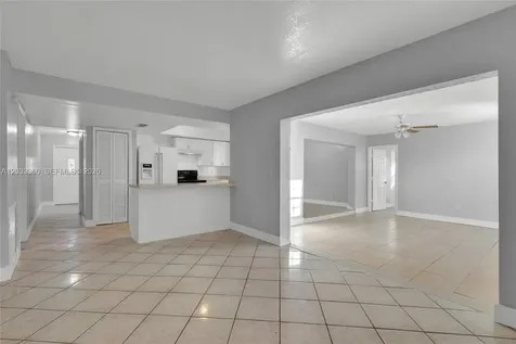 2641 NW 44th Avenue Lauderhill FL 33313