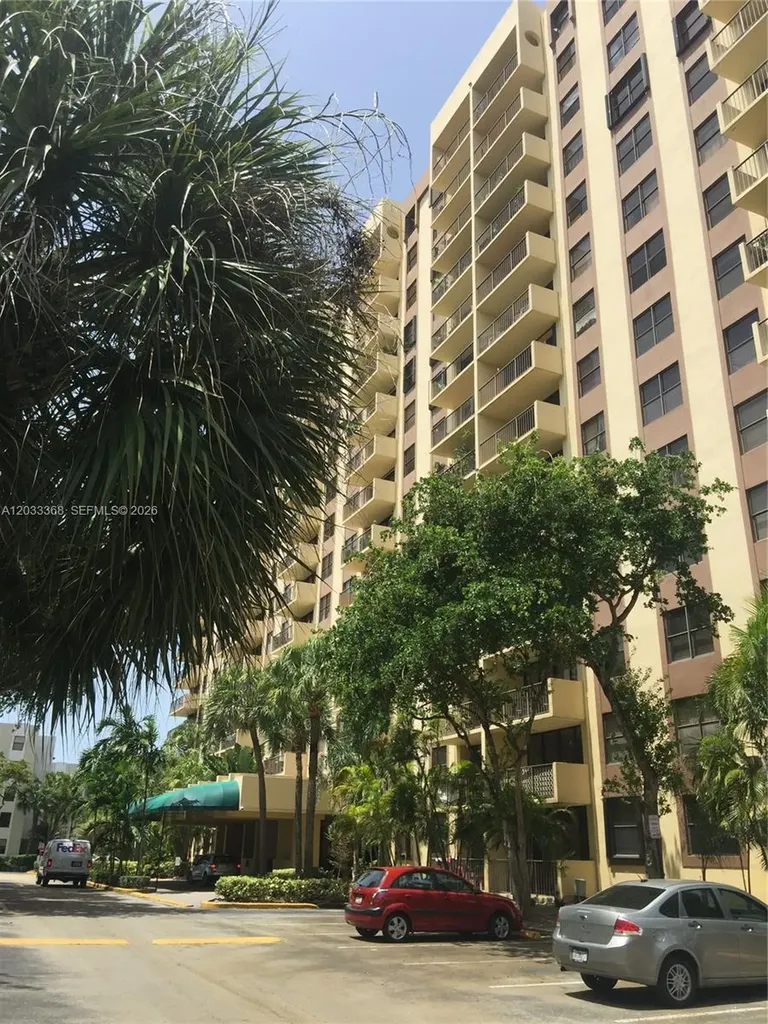 1470 NE 123rd Street North Miami FL 33161