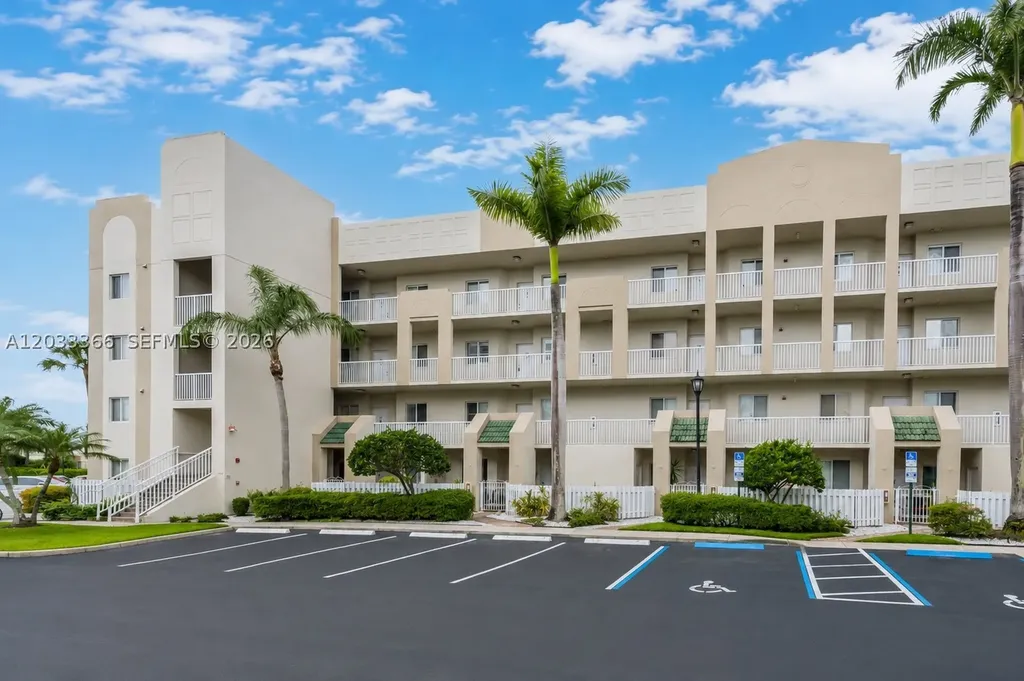 7727 Southampton Terrace Tamarac FL 33321