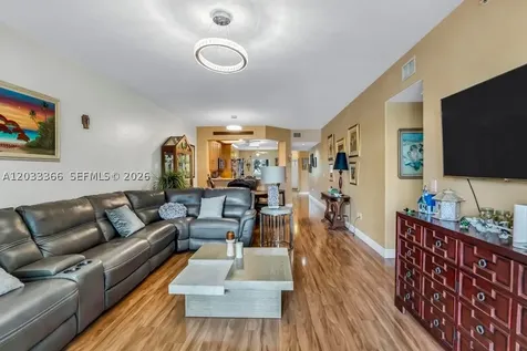 7727 Southampton Terrace Tamarac FL 33321