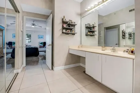 7727 Southampton Terrace Tamarac FL 33321
