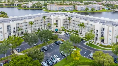 7727 Southampton Terrace Tamarac FL 33321