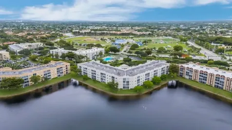 7727 Southampton Terrace Tamarac FL 33321