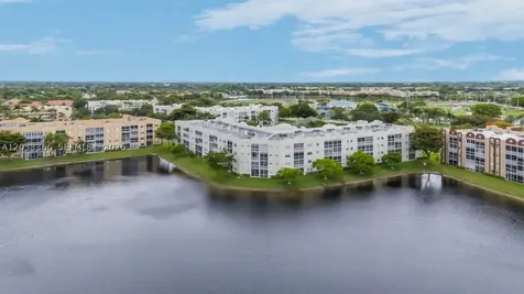 7727 Southampton Terrace Tamarac FL 33321