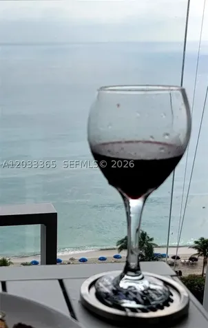 Hallandale Beach FL 33009