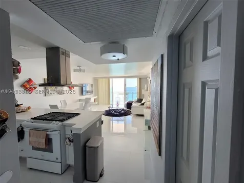 Hallandale Beach FL 33009