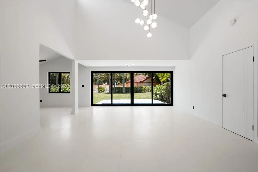 1543 SW 1st Avenue Boca Raton FL 33432