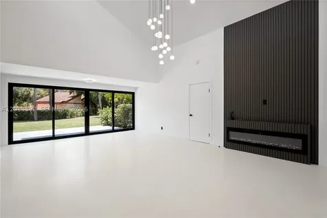 1543 SW 1st Avenue Boca Raton FL 33432