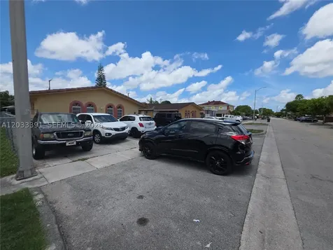 233 E 7th Street Hialeah FL 33010
