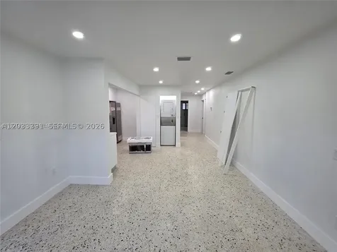 233 E 7th Street Hialeah FL 33010