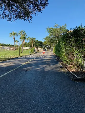 400 Commodore Drive Plantation FL 33325