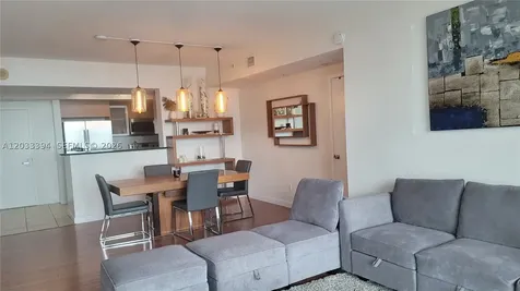 325 S Biscayne Boulevard Miami FL 33131