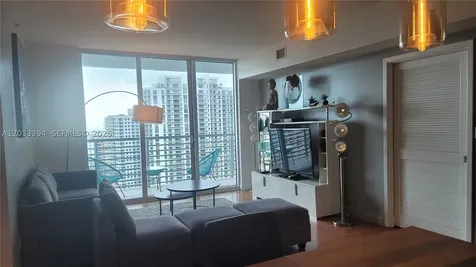 325 S Biscayne Boulevard Miami FL 33131