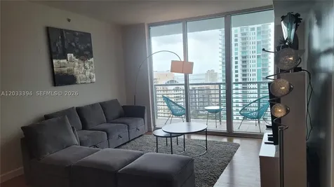 325 S Biscayne Boulevard Miami FL 33131