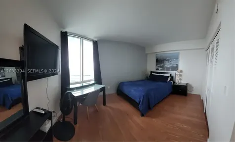 325 S Biscayne Boulevard Miami FL 33131