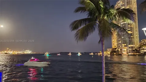 325 S Biscayne Boulevard Miami FL 33131