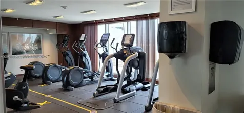 325 S Biscayne Boulevard Miami FL 33131