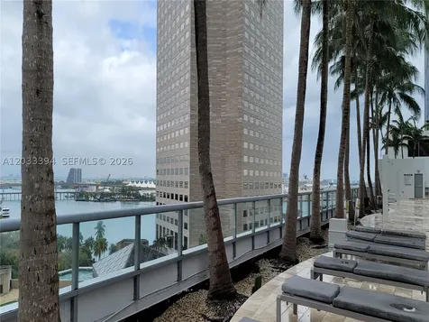 325 S Biscayne Boulevard Miami FL 33131