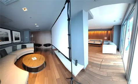 325 S Biscayne Boulevard Miami FL 33131