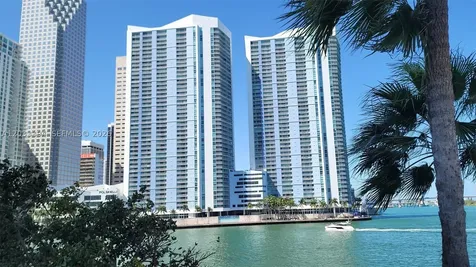 325 S Biscayne Boulevard Miami FL 33131