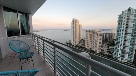 325 S Biscayne Boulevard Miami FL 33131