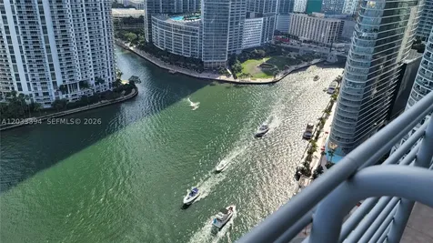 325 S Biscayne Boulevard Miami FL 33131