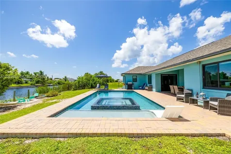 2724 SW 1st Ter, Cape Cor Na Cape Coral FL 33991