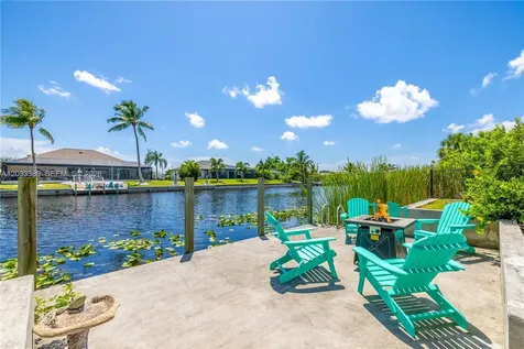 2724 SW 1st Ter, Cape Cor Na Cape Coral FL 33991