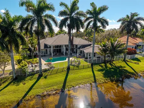 2950 Medinah Weston FL 33332