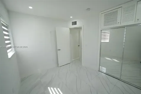 10381 SW 32nd Street Miami FL 33165