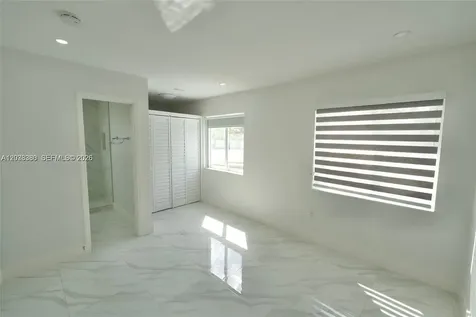 10381 SW 32nd Street Miami FL 33165