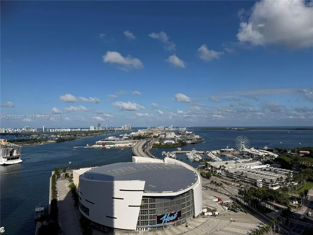 888 Biscayne Boulevard Miami FL 33132