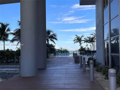 888 Biscayne Boulevard Miami FL 33132